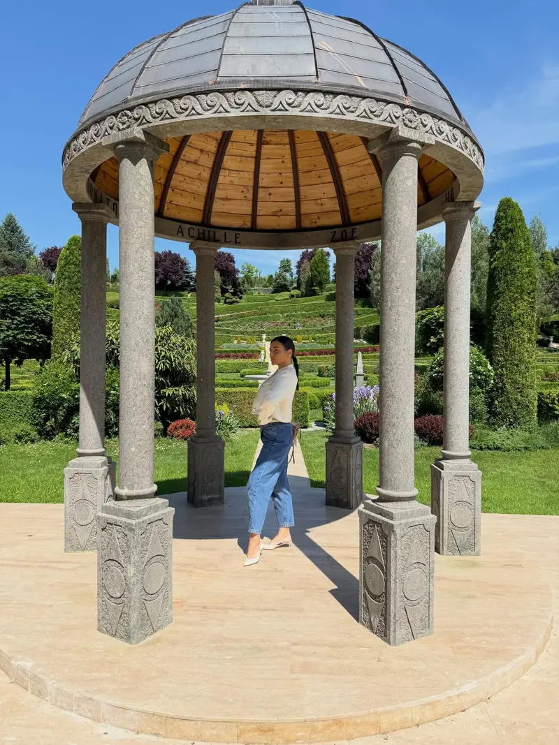 Giardini di Zoe — celebra grădină ornamentală de lângă Hațeg, în satul Banpotoc, județul Hunedoa