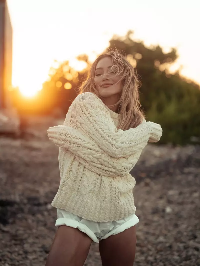hilary-duff-costum-de-baie-sports-illustrated-2026 (2)