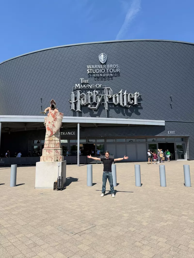 Stefan-Iancu-in-vizita-la-Harry-Potter