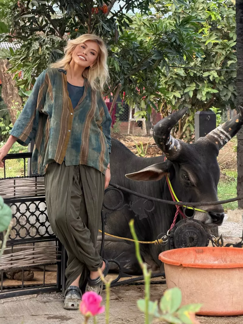 loredana groza in india 6
