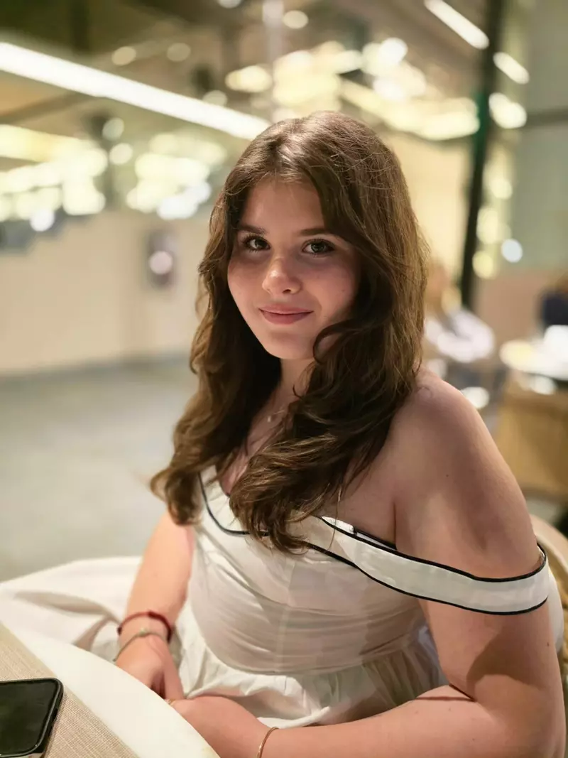 fetita Oana Roman Izabela