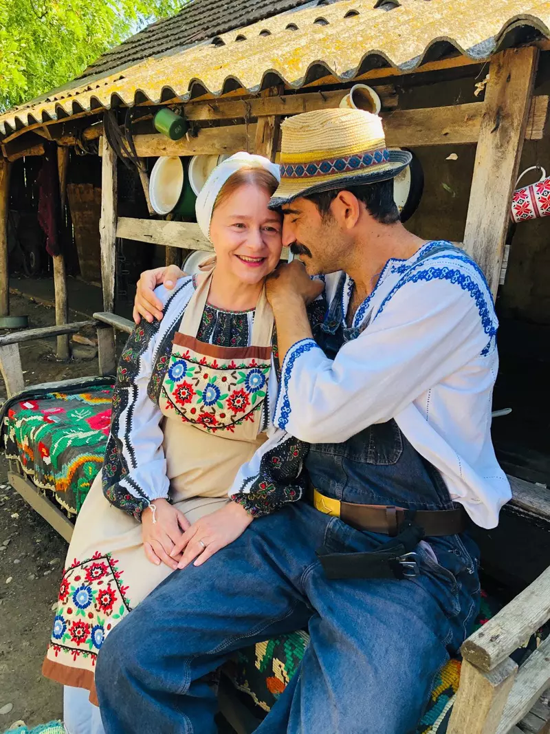 Liliana-Mocanu-si-Cuzin-Toma-Las-Fierbinti-2