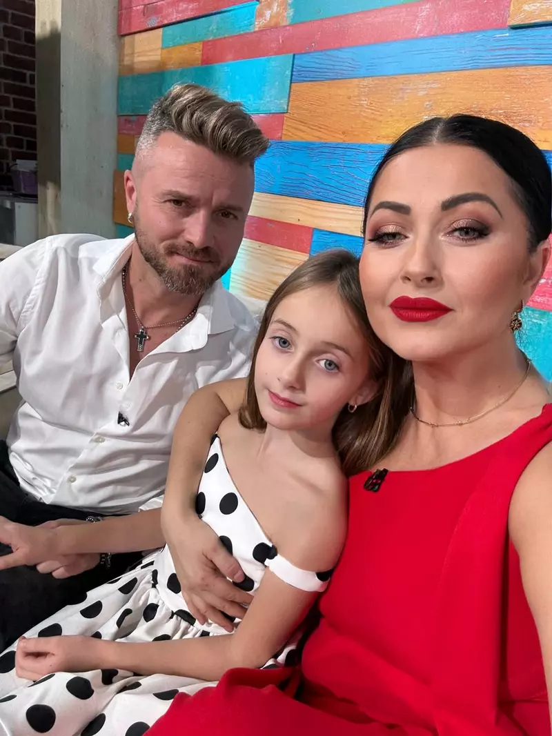 gabriela-cristea-tavi-clonda