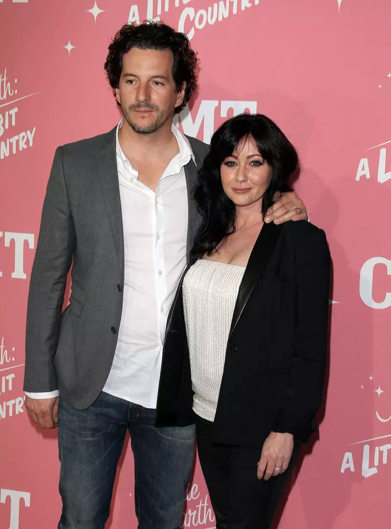 Jennie Garth 40th Birthday & Launch Party for Jennie Garth: A Little Bit Country in LA