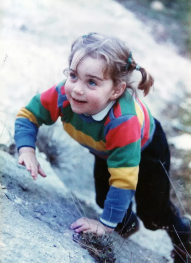 Cum arăta Kate Middleton când era mică