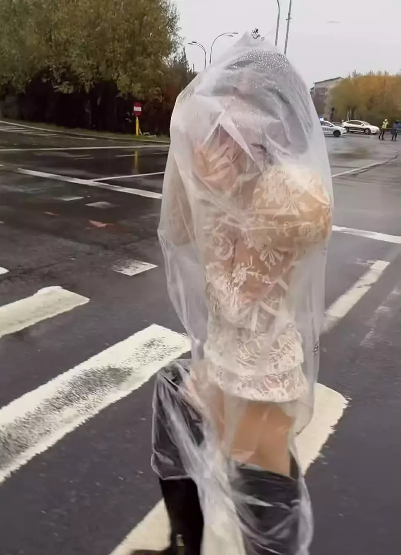Ana Morodan pe strada
