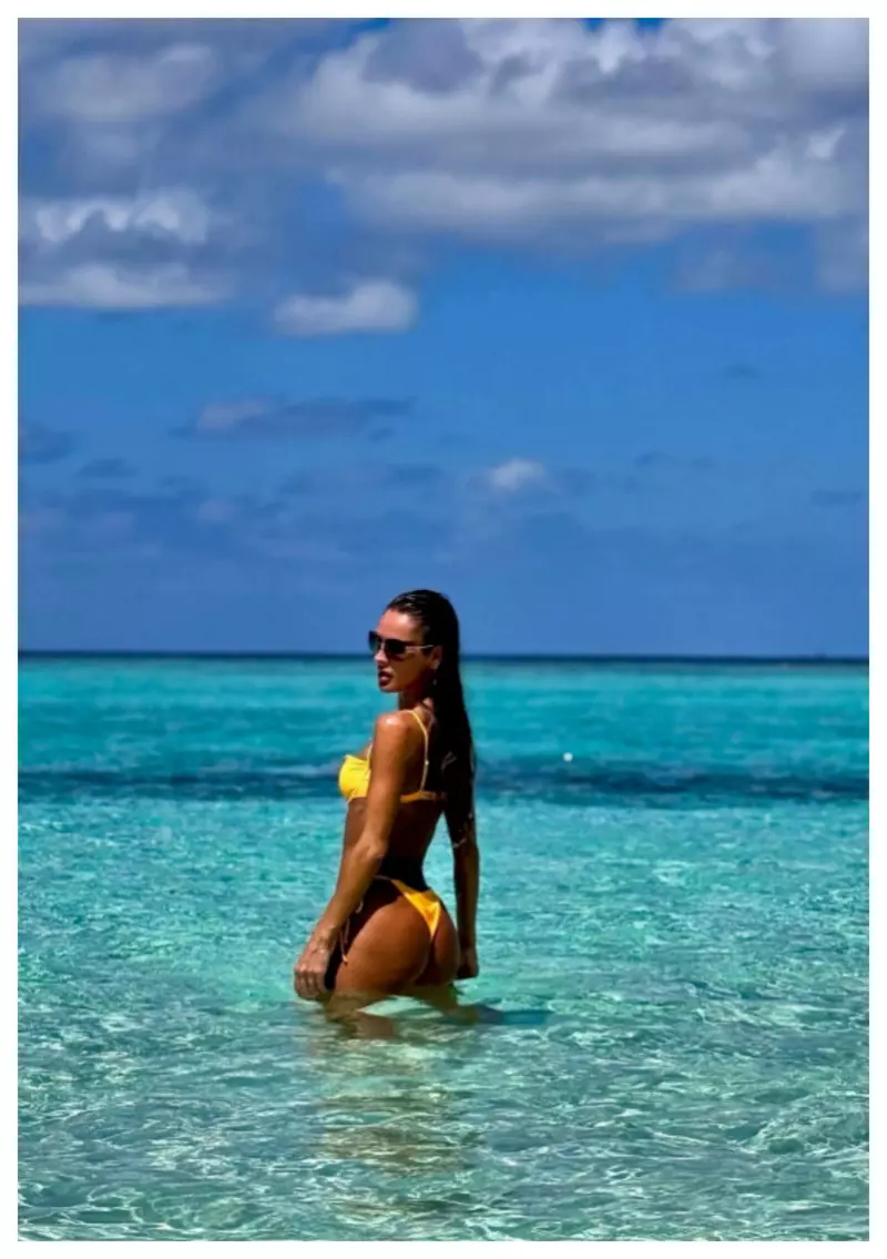 Diana Munteanu in apa