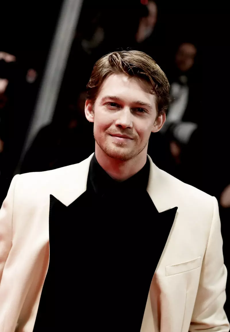 J – Montée des marches du film « Elvis » lors du 75ème Festival International du Film de Cannes