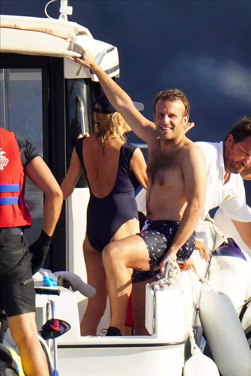 Emmanuel și Brigitte Macron