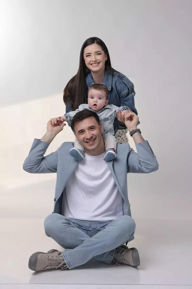 Marina-si-Daniel-Nitoiu-familie-4