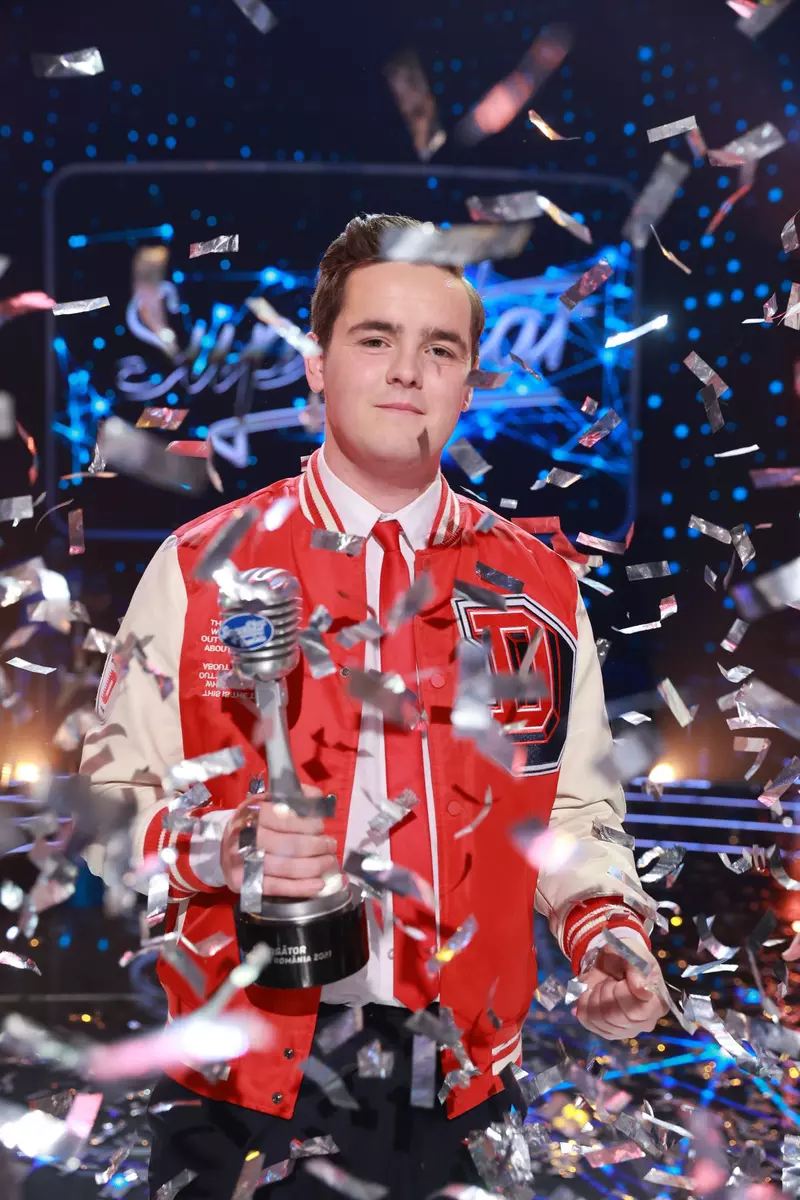 Alessandro-Mucea-castigator-SuperStar-Romania-2