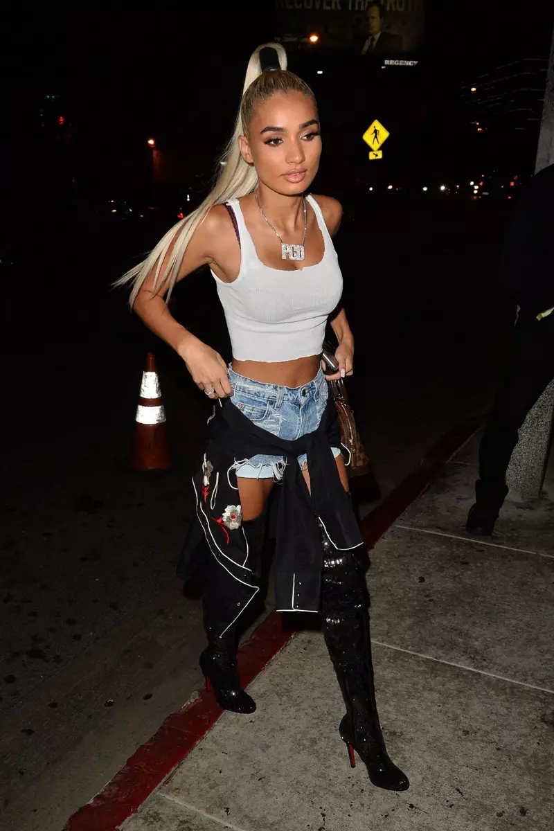 Cine este Bhad Bhabie, artista care a primit 52 de milioane de dolari de la fani