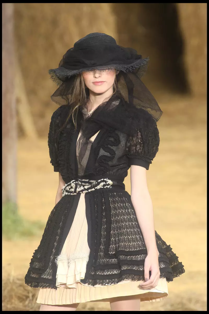 Chanel__17__01.jpg