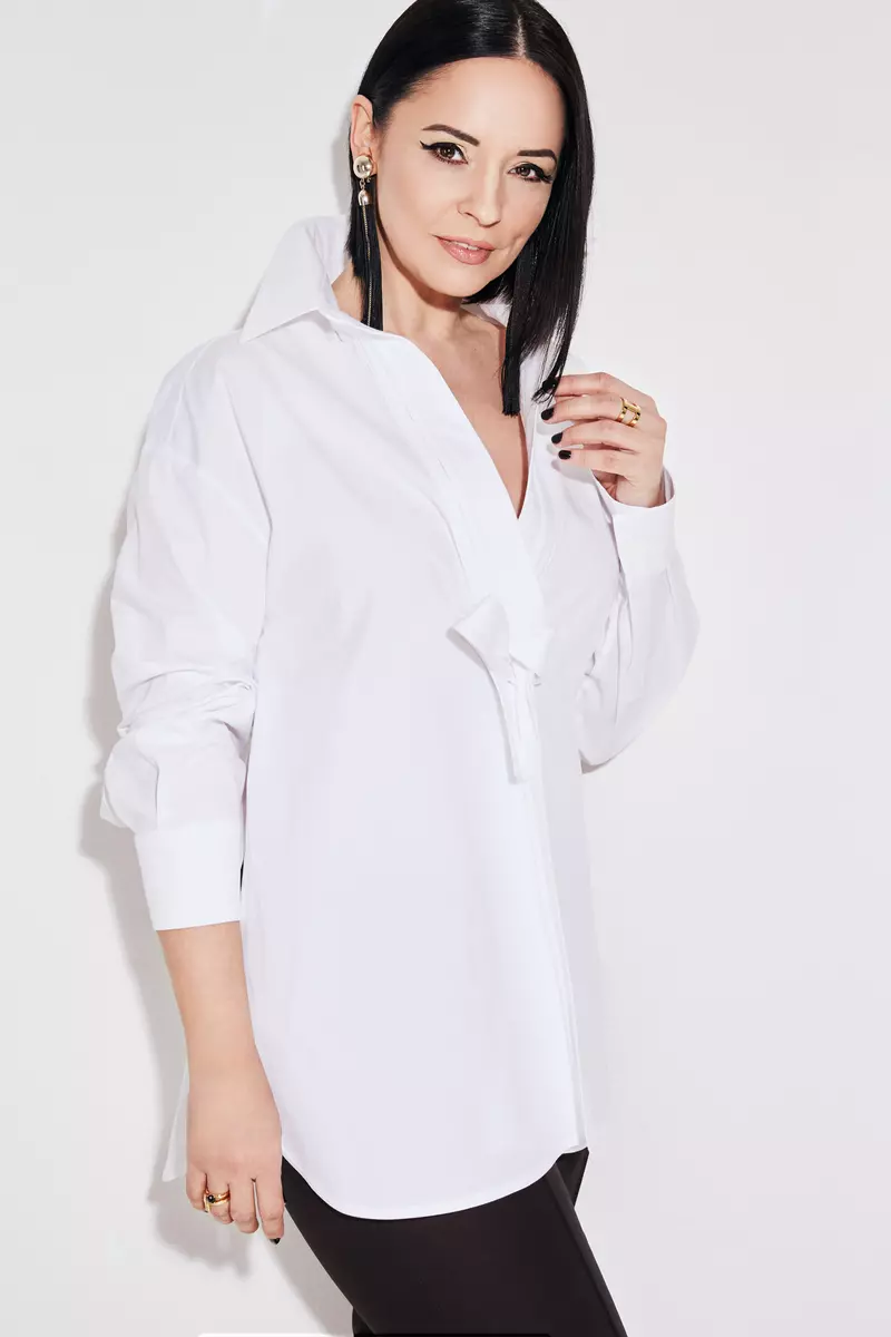 andreea marin camasa alba unica