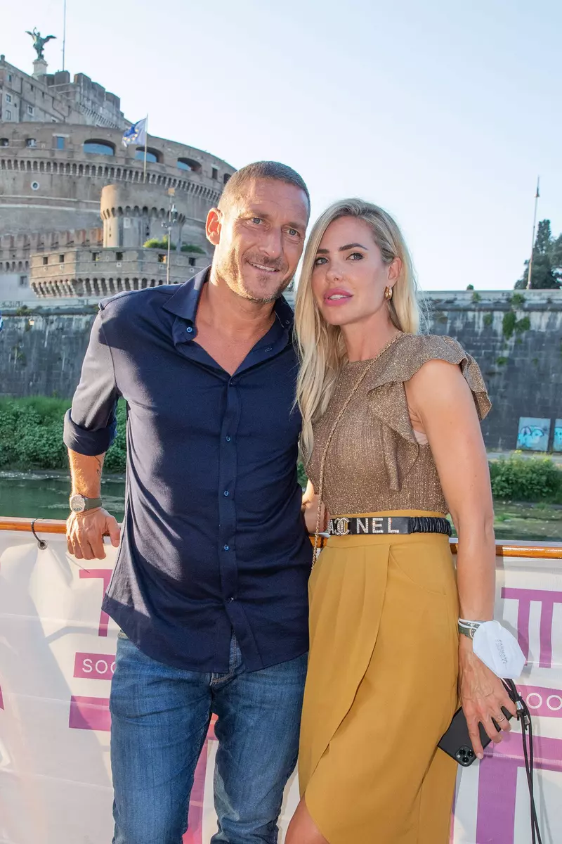 Francesco Totti and Ilary Blasi