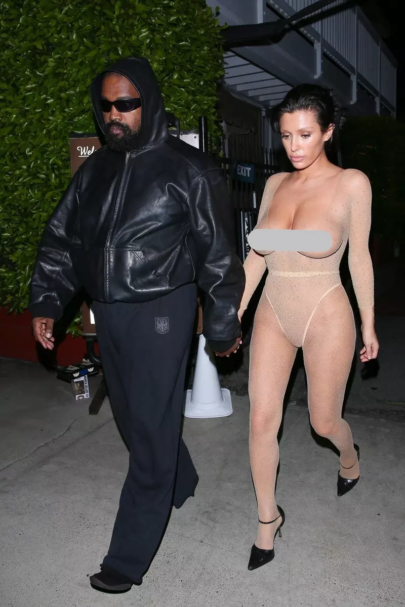 *PREMIUM-EXCLUSIVE* Kanye West and Bianca Censori were seen arriving and Leaving Giorgio Baldi restaurant