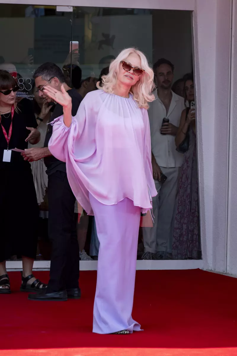 83rd Venice Film FestivalRed Carpet And Ceremony For The Golden Lion For Lifetime Achievement Award To Ellen BurstynPalazzo del Cinema - Venice Lido, Italy