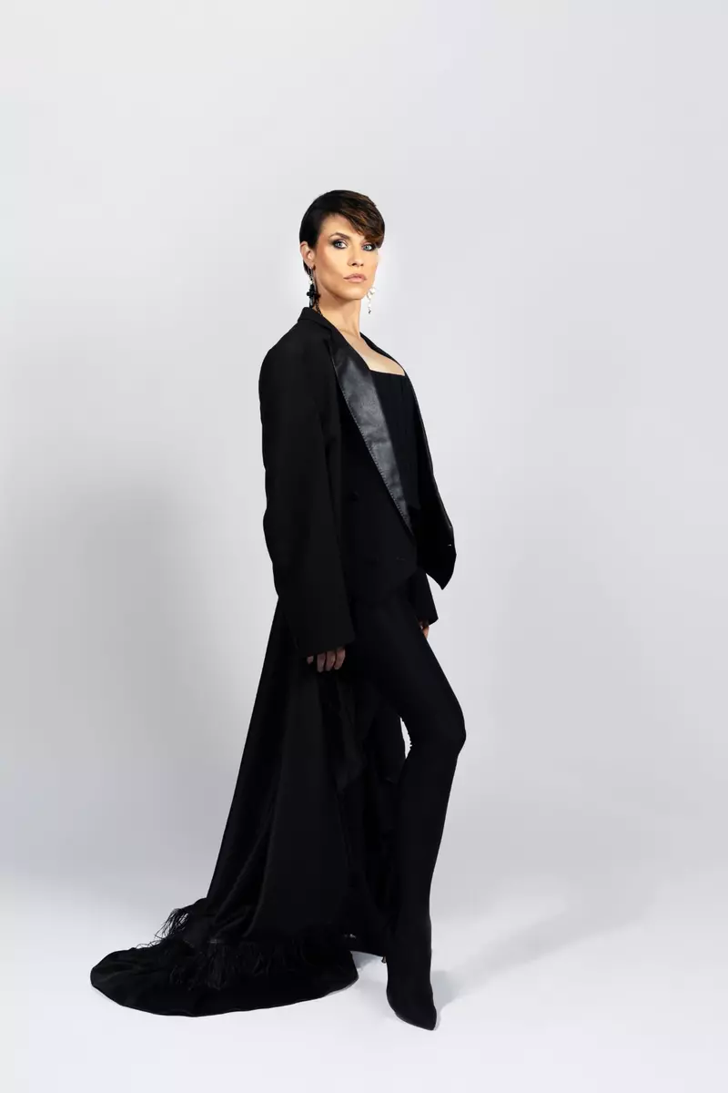 Ana-Ularu-2