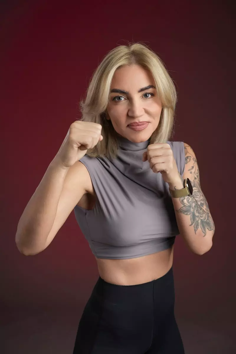 Larisa Uță