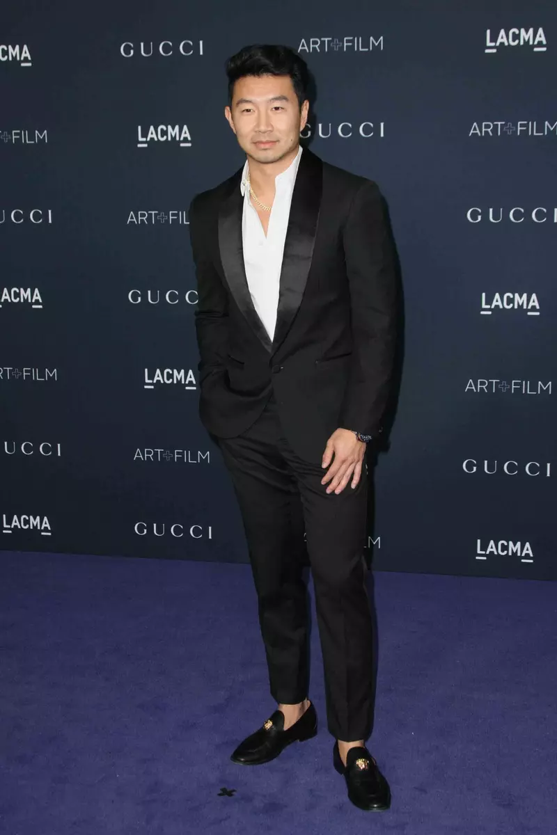 Simu Liu prezintă People’s Choice Awards 2024 