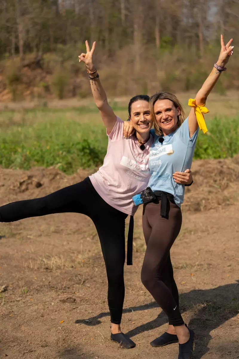 Carmen si Andreea au luat amuleta si Jokerul_2