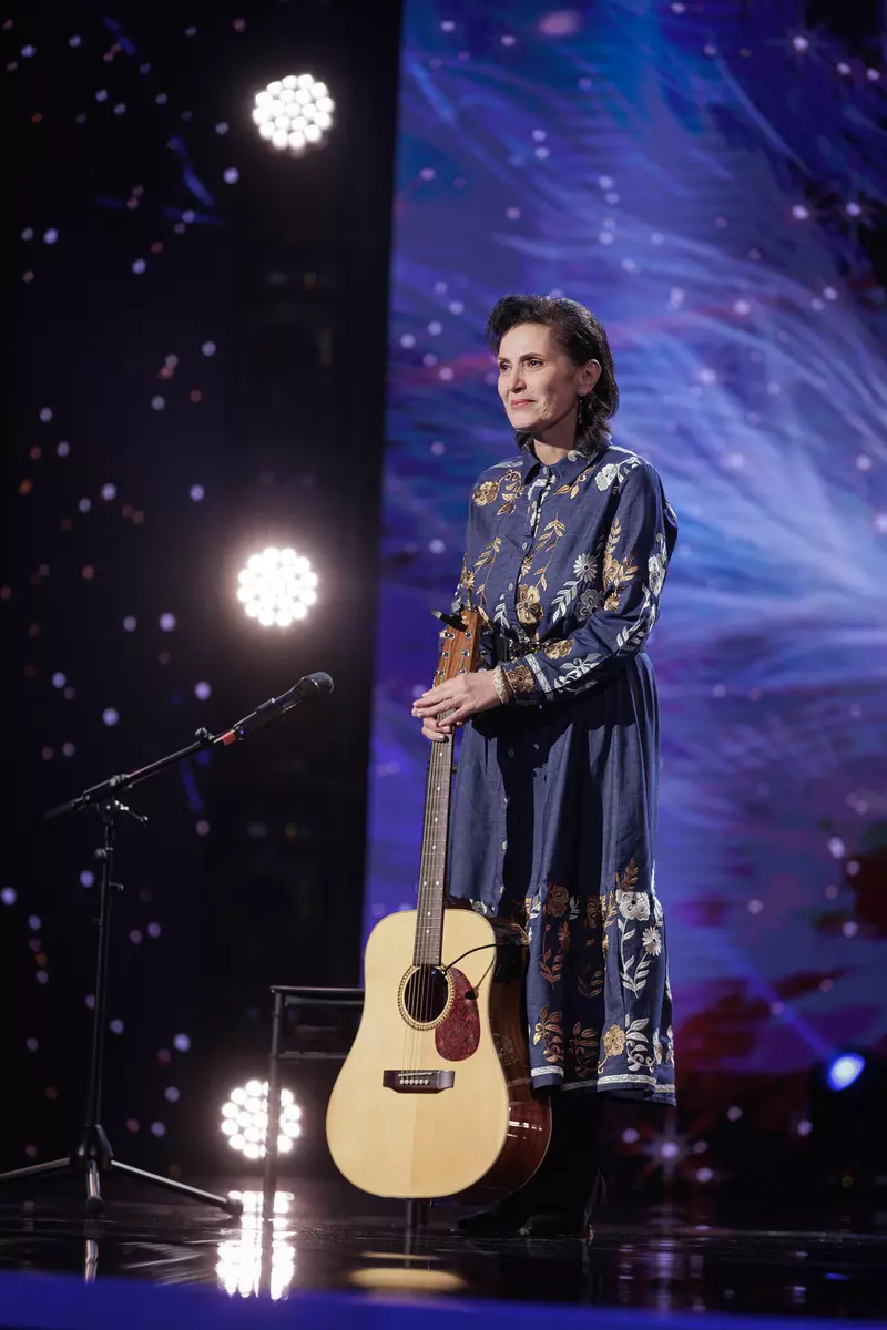 Mihaela Breaban – Romanii au talent (2)