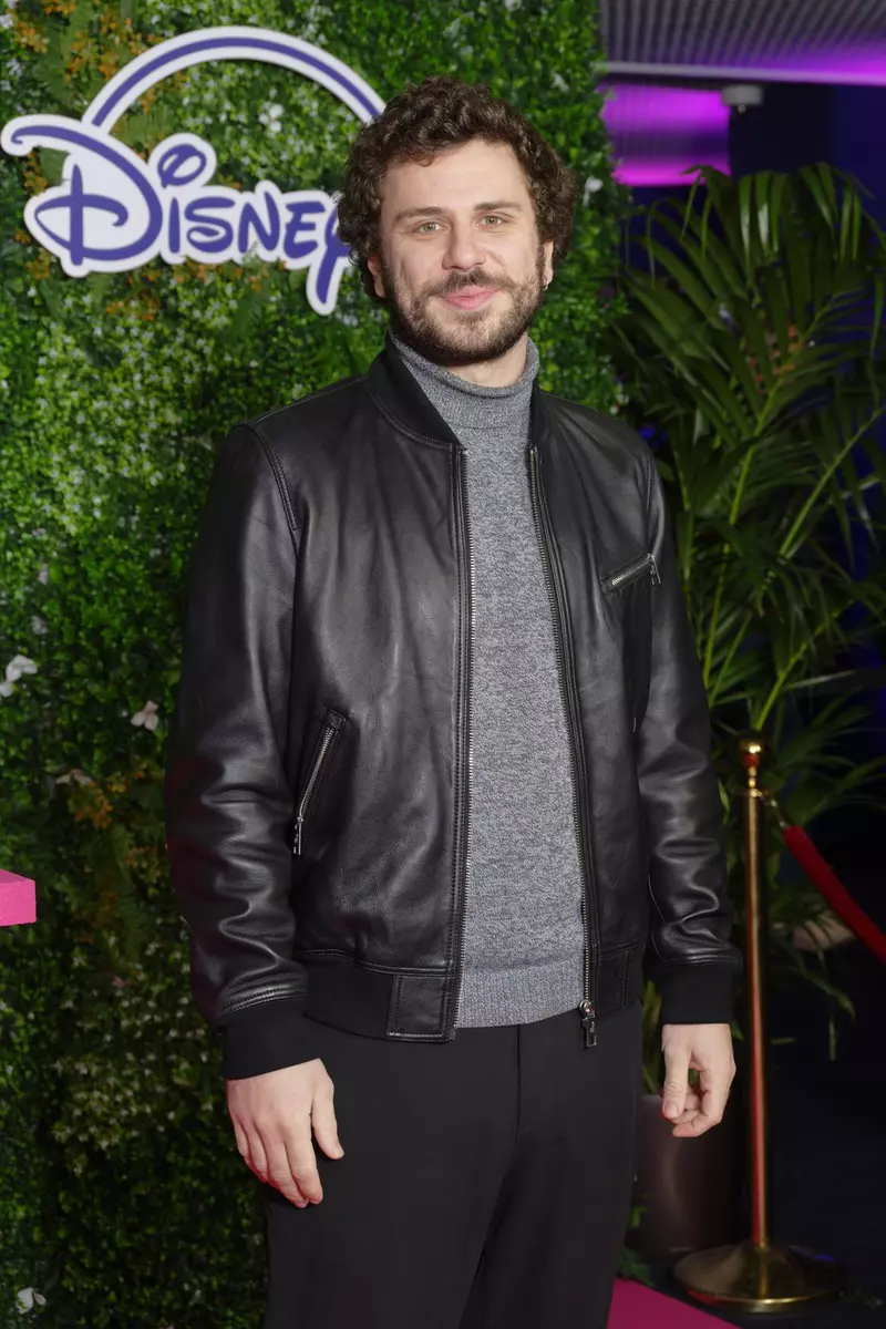 Theo-Navarro-Mussy-interzis-la-Cannes-2025
