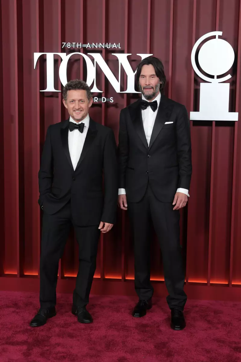 Bill & Ted Stars Reunite On The Red Carpet At 78th Tony Awards