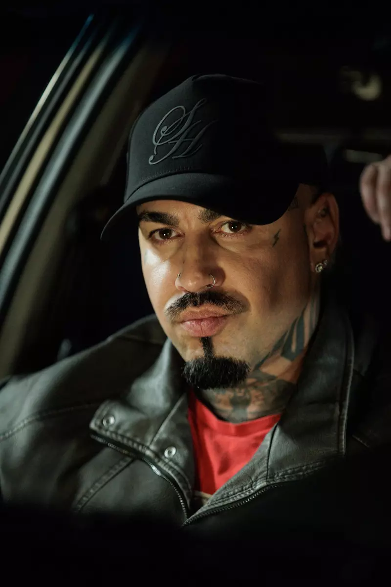 TĂTUȚU’ 2 – Doru (Alex Velea)