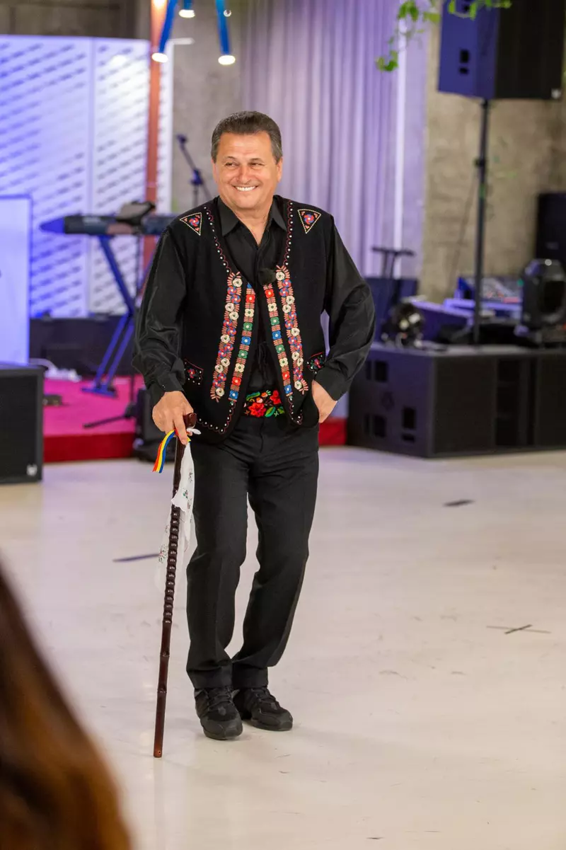 Poftiti-pe-la-noi-S9-1