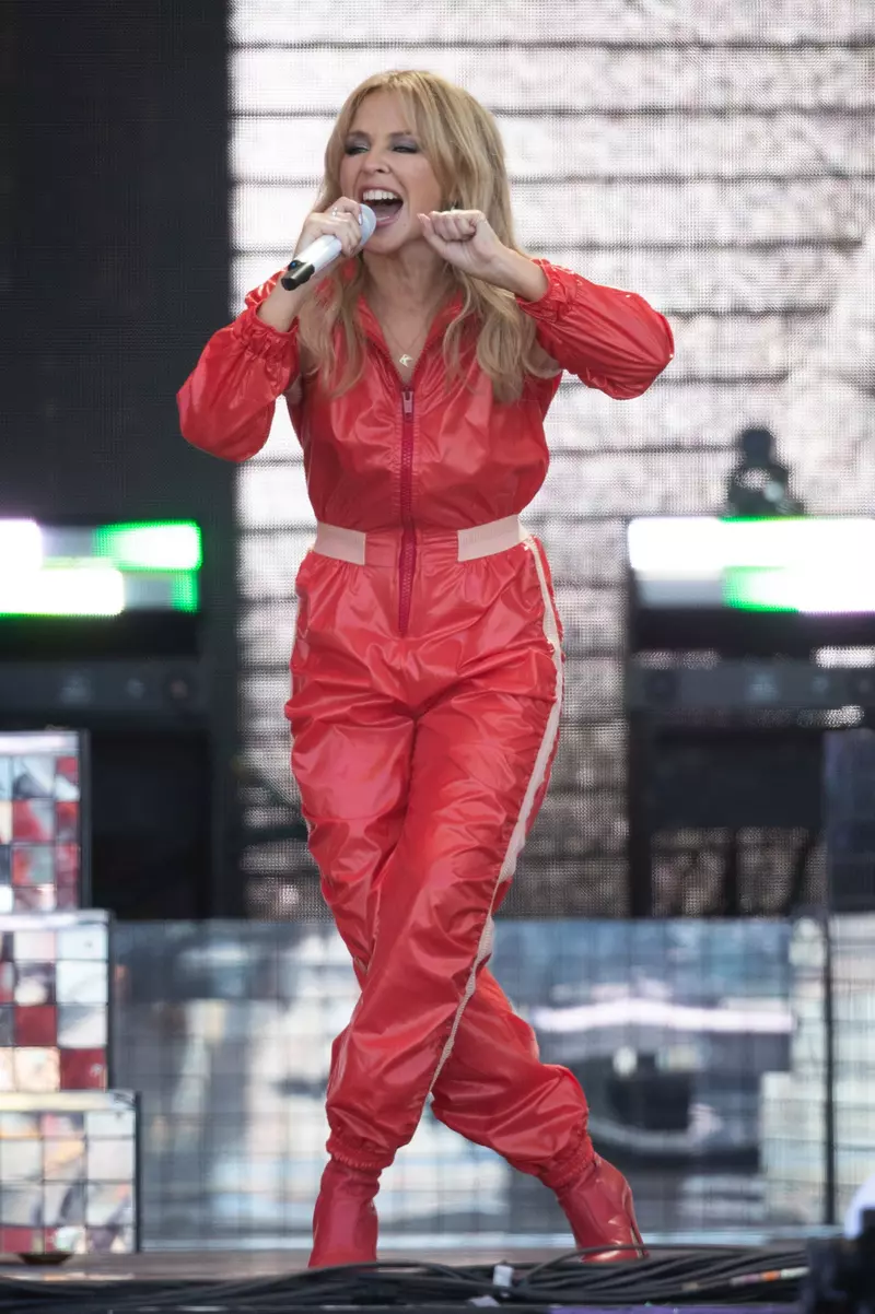 Kylie Minogue a vorbit despre lupta ei cu cancerul