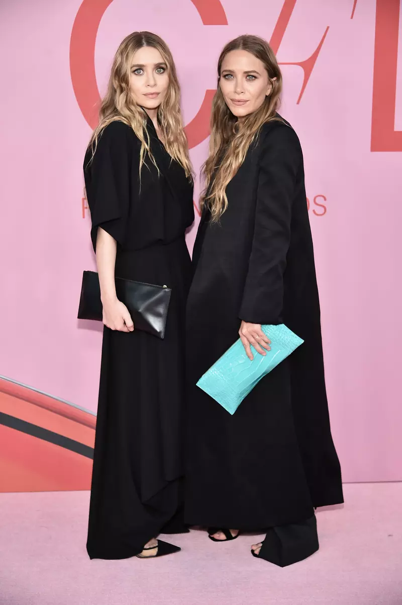 Mary-Kate Olsen și Ashley Olsen