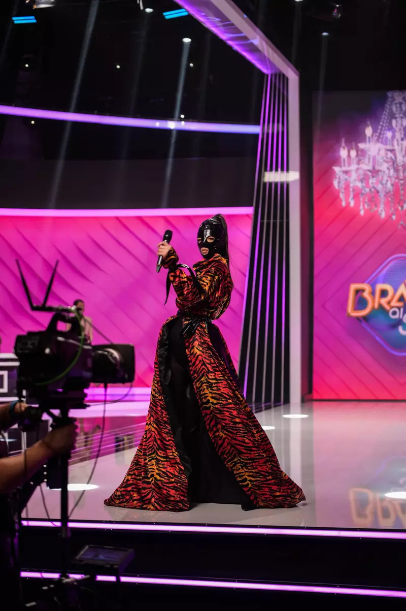 maria-la-bravo-ai-stil-3