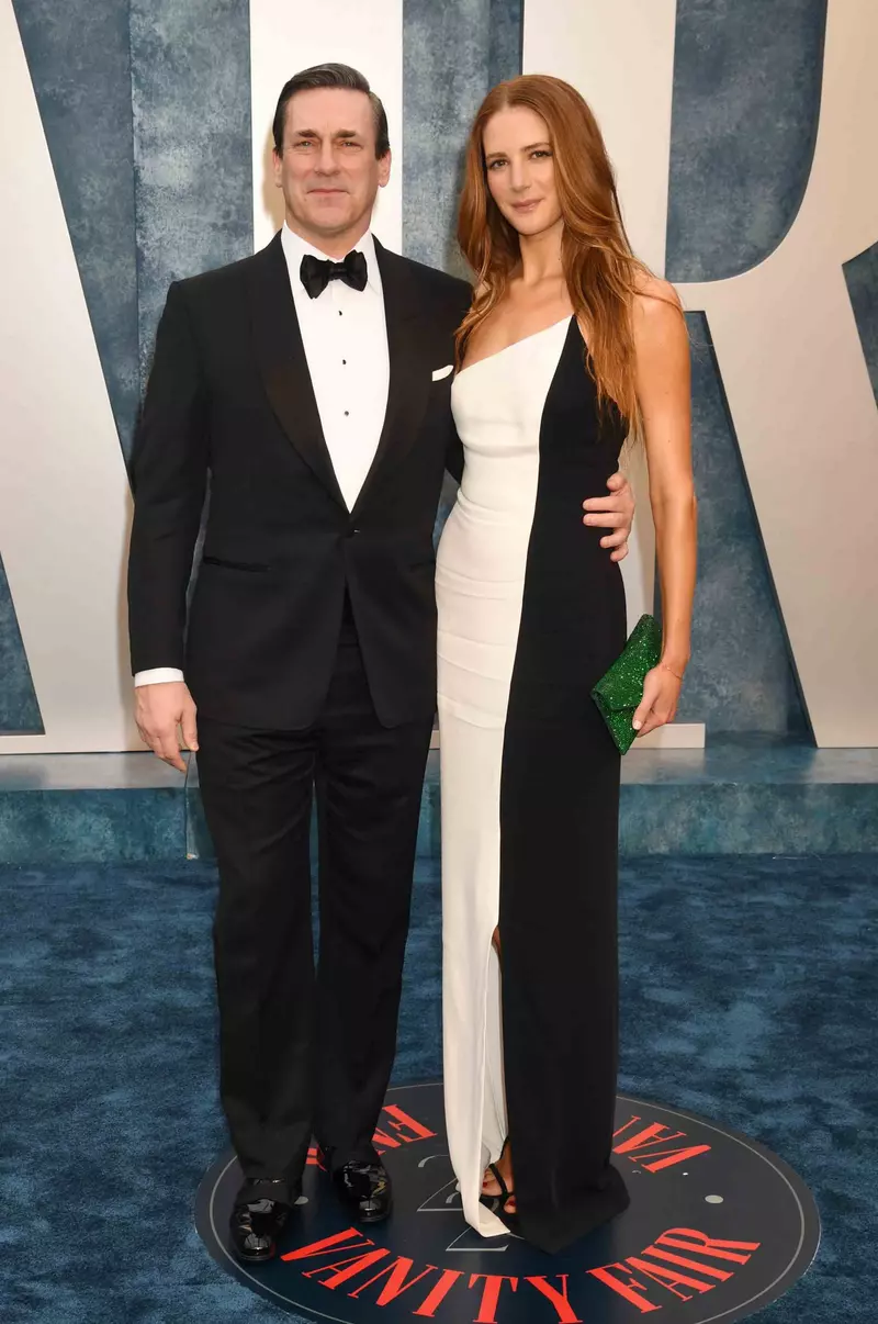 Jonn Hamm s-a căsătorit, deși spunea că nu va face niciodată acest pas. Cine i-a schimbat părerea starului din „Mad Men”