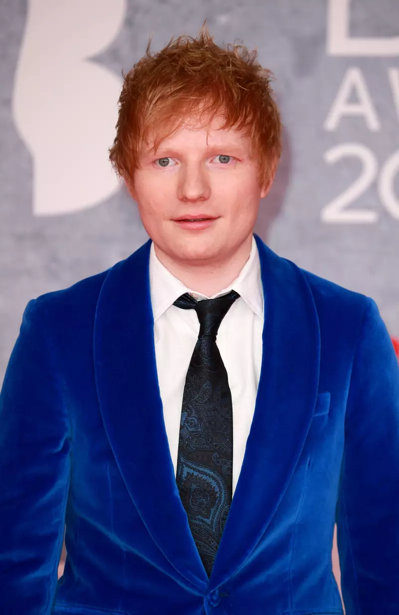 Ed Sheeran explică de ce are propriul mormânt în curtea casei sale