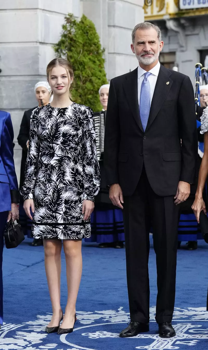 Regele Felipe al VI-lea, Regina Letizia, Prințesa Leonor și Infanta Sofia a Spaniei