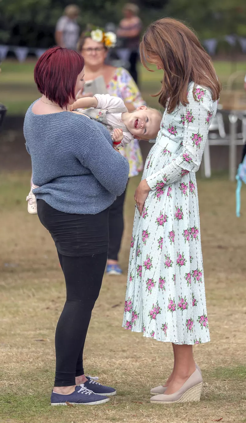 Kate Middleton este din nou însărcinată
