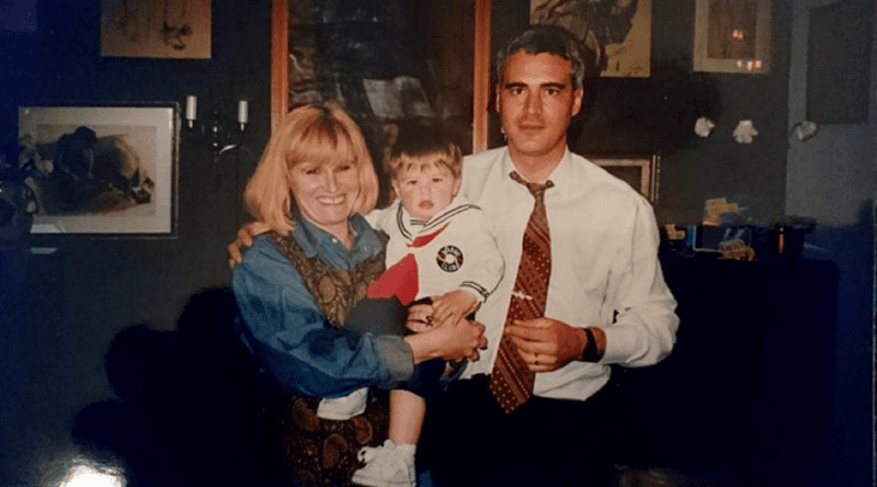 Monica Tatoiu, soțul ei și fiul lor Victor