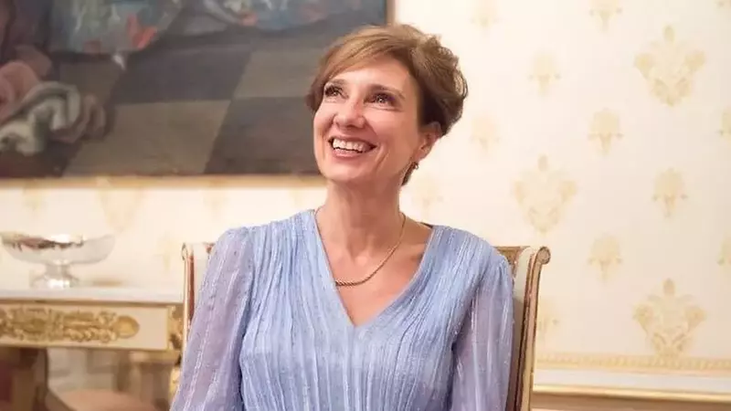 Designerul Andreea Tincu, dezvăluiri despre ținutele create pentru Carmen Iohannis: "Ea le poartă și apoi..."