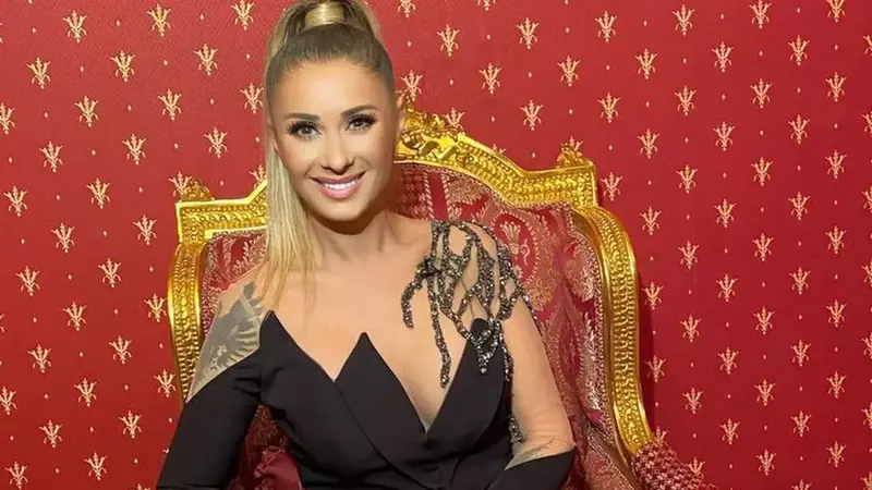 Anamaria Prodan merge la tribunal, în procesul de divorț cu Reghe, alături de copiii ei: „Să răspundă cum și-a permis să facă așa ceva”