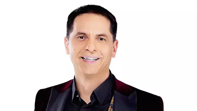Dan Negru prezintă "Jocul cuvintelor", la Kanal D: "Noi nu doar că-i arătăm pe oamenii isteţi, dar îi şi premiem"