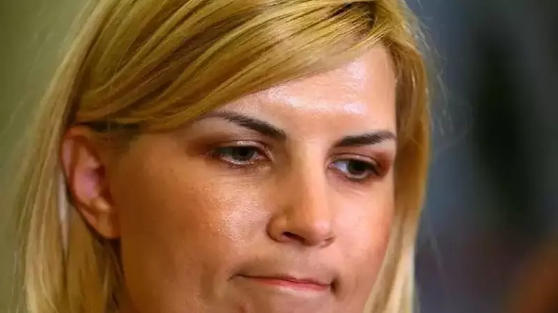 Cine este bărbatul misterios cu care Elena Udrea a fugit din România