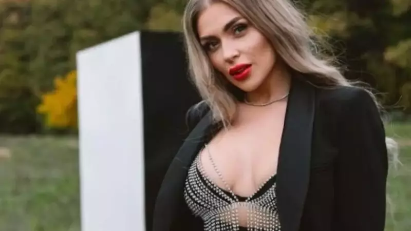 Oana Radu a apelat la medici din Paris, fiind în pericol de a-și pierde vocea: „Nu mai pot”