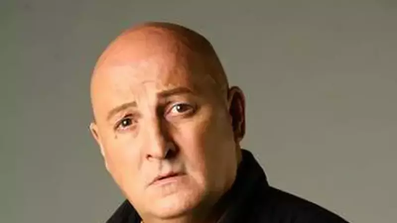 Cum și-a câștigat Bebe Cotimanis primii bani, în copilărie: „Mama era croitoreasă, rochiile pentru Irina Loghin le proba pe mine”