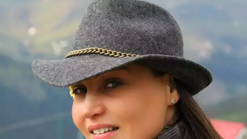 Cum arată Codrin, fiul actriței Daniela Nane. Ce facultate a absolvit