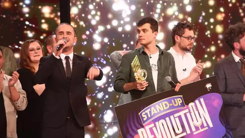 Sergiu Mirică a câștigat primul sezon Stand-Up Revolution și premiul de 20.000 de euro: "Cine v-a zis că asta îmi doresc?"
