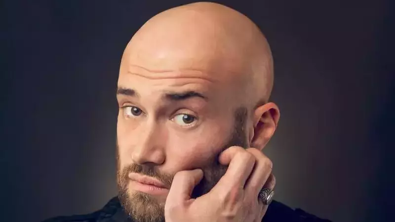 Mihai Bendeac vrea o iubită care să fie interesată de viața lui profesională: "Eu mi-am sacrificat viața pentru cariera mea și vii tu și spui că..."