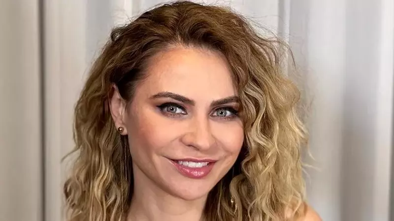 Cum se înțelege Adina Buzatu cu fostul ei soț: "De la început, regula a fost să nu..."
