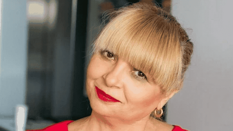 Nuami Dinescu și-a petrecut concediul de vară la fizioterapie din cauza unor probleme la genunchi: "La 30 de ani nu te gândești că, dacă cazi într-un spectacol, nu prea e bine" / EXCLUSIV