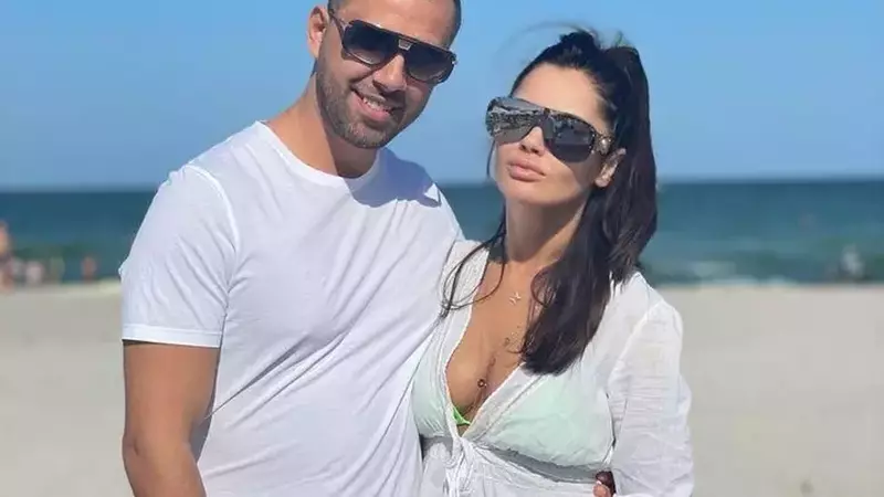 Povestea de dragoste dintre Oana Zăvoranu și Alex Ashraf: "Dacă mi-ar zis mie cineva, vreodată, că voi rămâne cu acest om pe care îl dădeam afară pe uşă şi îmi intra pe geam…"